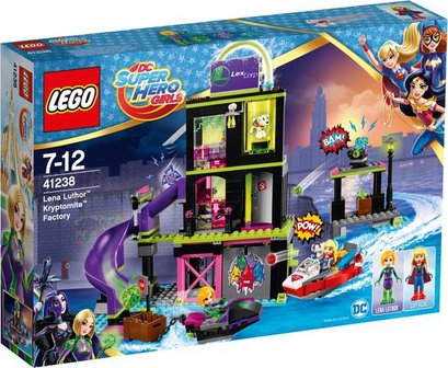 41238 LEGO&reg; DC Super Hero Girls Lena Luthor Kryptomite-fabriek