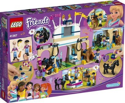 41367 LEGO Friends Stephanie&#039;s Paardenconcours