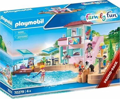 70279 PLAYMOBIL Family Fun IJssalon aan de haven