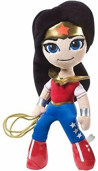 56 DC Super Hero Girls Wonder Woman