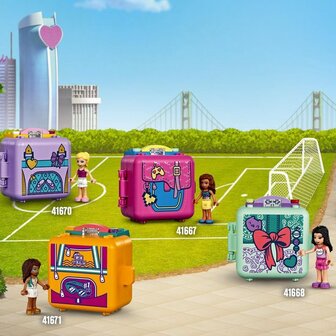 41669 LEGO Friends Mia&#039;s Voetbalkubus