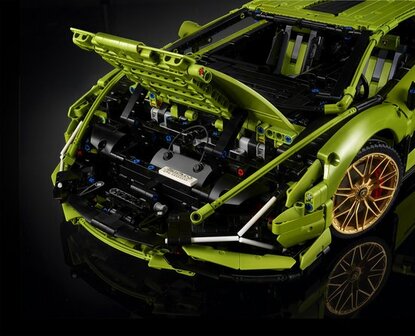 42115 LEGO Technic Lamborghini Si&aacute;n FKP 37