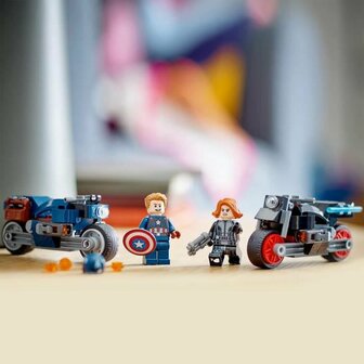 76260 LEGO Marvel Black Widow &amp; Captain America Motoren
