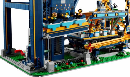 10303 LEGO Loop Coaster