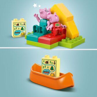10452 LEGO DUPLO Peppa Big Kampeertrip