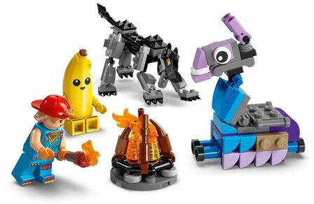 77075 LEGO Fortnite Peely en Sparkplugs Kamp