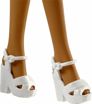 60029 Barbie Pop Modepop met Blond Haar  met Extra Schoenen, Tassen en Accessoires