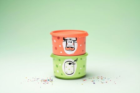 38032 Tupperware Cow Party Dozen (2)