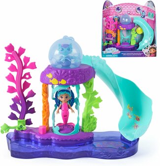 090064 Gabby&rsquo;s Poppenhuis De Film &ndash; MerCat&rsquo;s Kleurrijke Aquarium