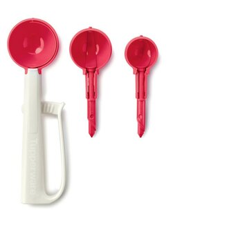 18783 Tupperware Click &amp; Scoop