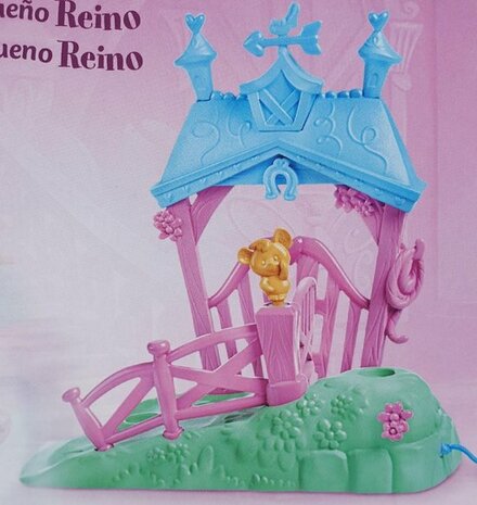 627952 Disney Princess Assepoester Pony Ride Stable