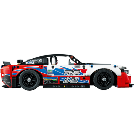 42153 LEGO Technic NASCAR Next Gen Chevrolet Camaro ZL1