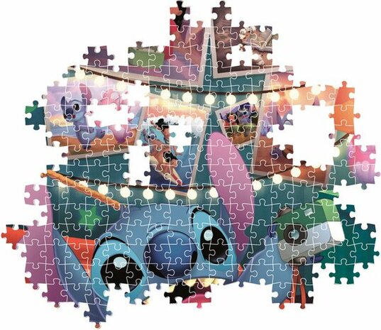 97938 Clementoni Puzzel Lilo en Stitch 1000 stukjes 50x70 incl. poster