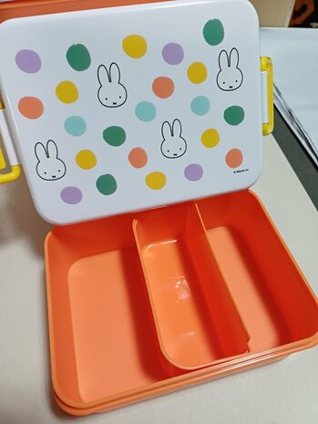 46127 Nijntje Lunchbox met Extra Bakje Oranje