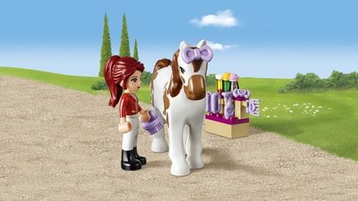 41126 LEGO® Friends Heartlake Paardrijclub