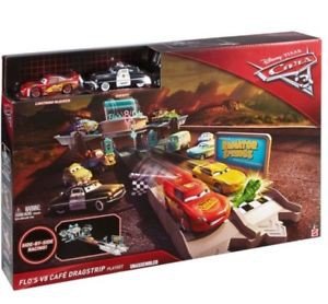 Mattel Disney Cars 3 Flo's V8 Café Dragstrip speelset