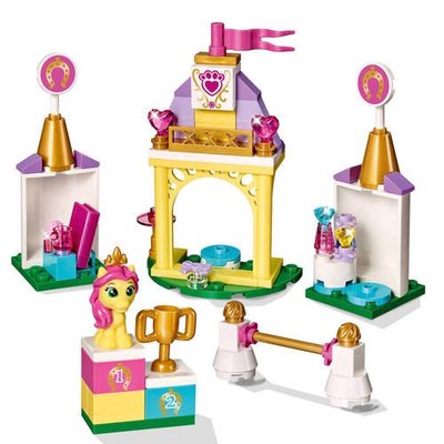 41144 LEGO Disney Petite's Koninklijke Stal