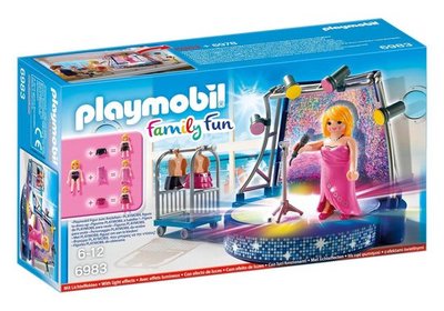 6983 PLAYMOBIL Family Fun Podium met artieste