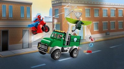 76147 LEGO 4+ Spider-Man Vultures Vrachtwagenoverval 