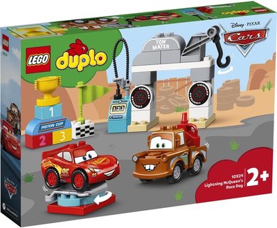 10924 LEGO DUPLO Cars Bliksem McQueen’s Racedag