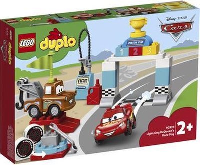 10924 LEGO DUPLO Cars Bliksem McQueen’s Racedag