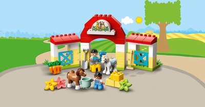 10951 LEGO DUPLO Paardenstal en Pony's Verzorgen 