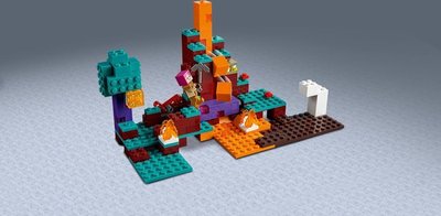 21168 LEGO Minecraft Het Verwrongen Bos