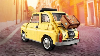 10271 LEGO Creator Expert Fiat 500