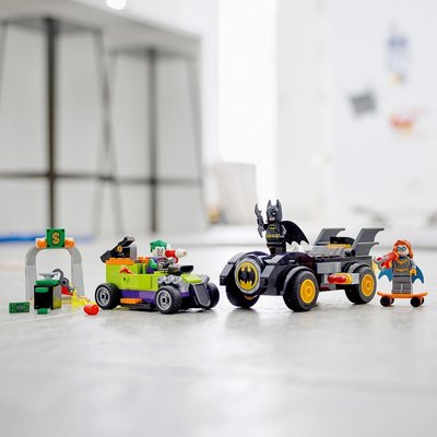 76180 Lego 4+ Batman vs. The Joker Batmobile Achtervolging