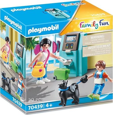 70439 PLAYMOBIL Family Fun Vakantiegangers met geldautomaat