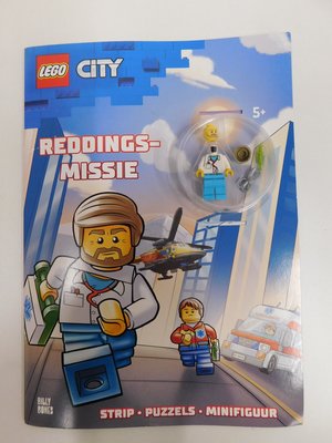 06685 LEGO City Boek Reddingsmissie avonturen spelletjes met minifiguur 5+