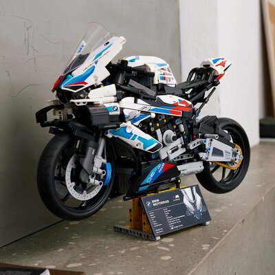 42130 LEGO Technic BMW M 1000 RR