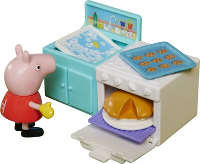 33266 Hasbro Peppa Pig Loves Baking