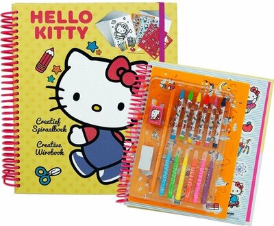20049 Hello Kitty Super Activity Album 