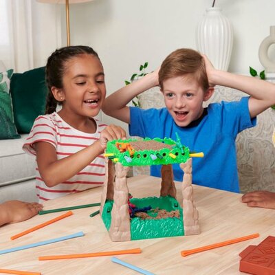94943 Sink N’ Sand  Actiespel met Kinetic Sand  Bordspel  vanaf 4 jaar