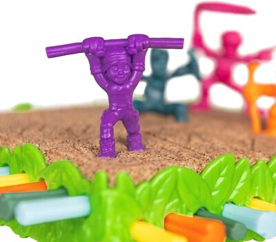 94943 Sink N’ Sand  Actiespel met Kinetic Sand  Bordspel  vanaf 4 jaar