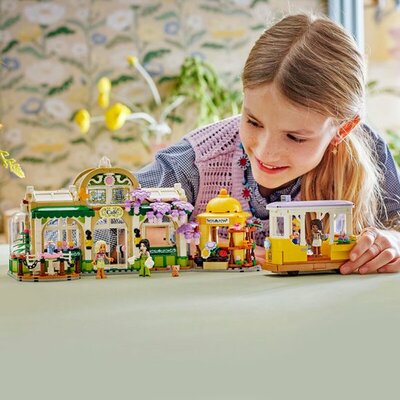 42671 LEGO Friends Plantencafé en Bloemenwinkel