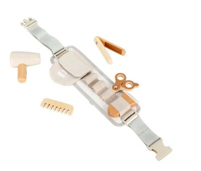 61018 Playing Kids Houten Kappersset met Riem
